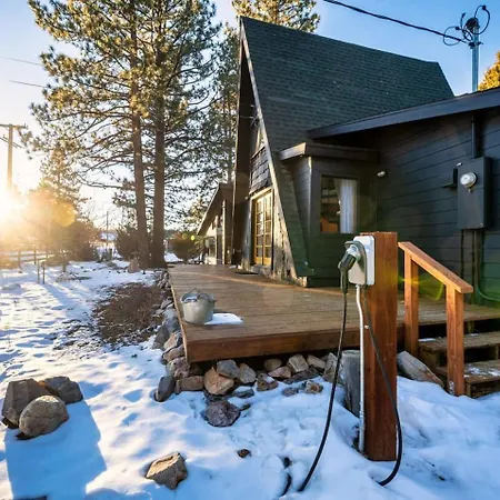Big Bear A-Frame Cabinhottubdogfriendlysleeps 6 Villa